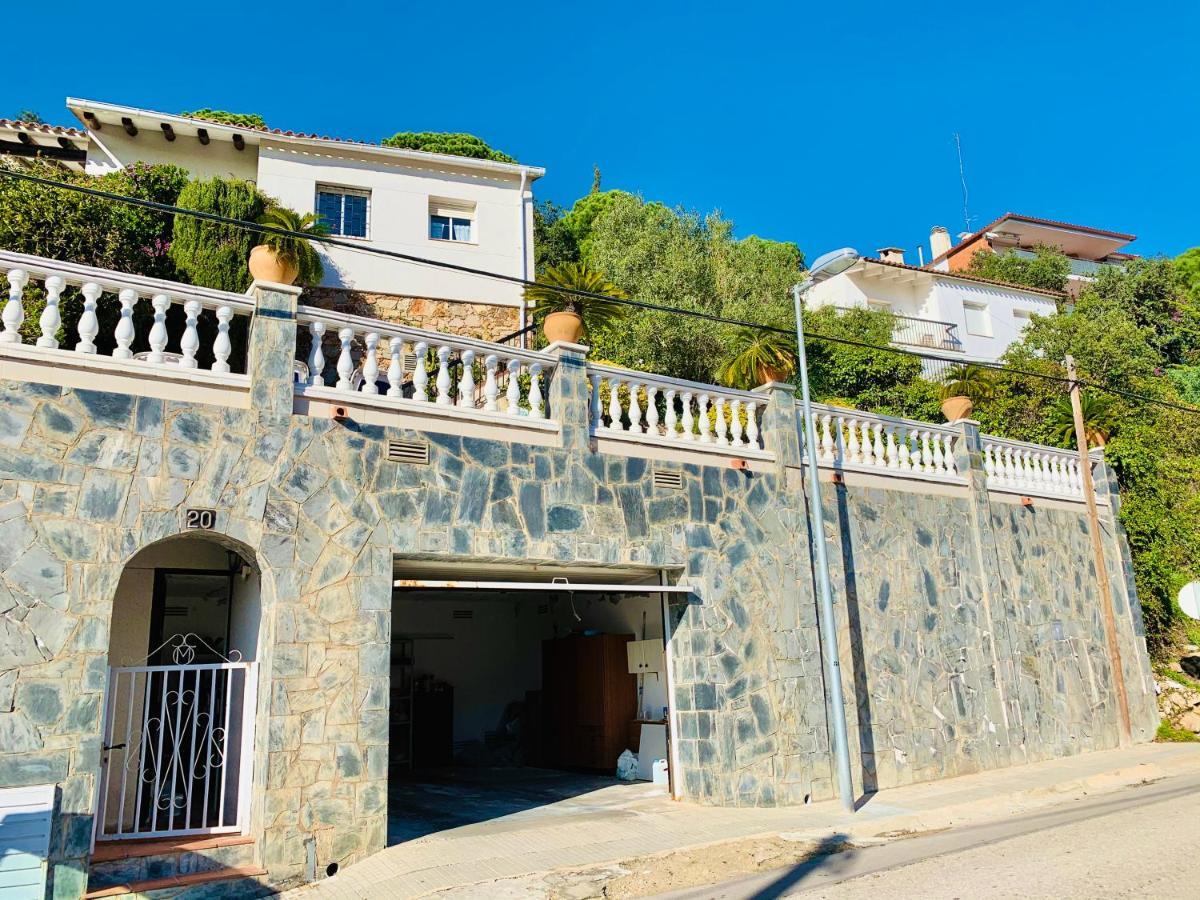 Mediterranean Villa Investingspain Sea View And Pool Lloret de Mar Eksteriør bilde